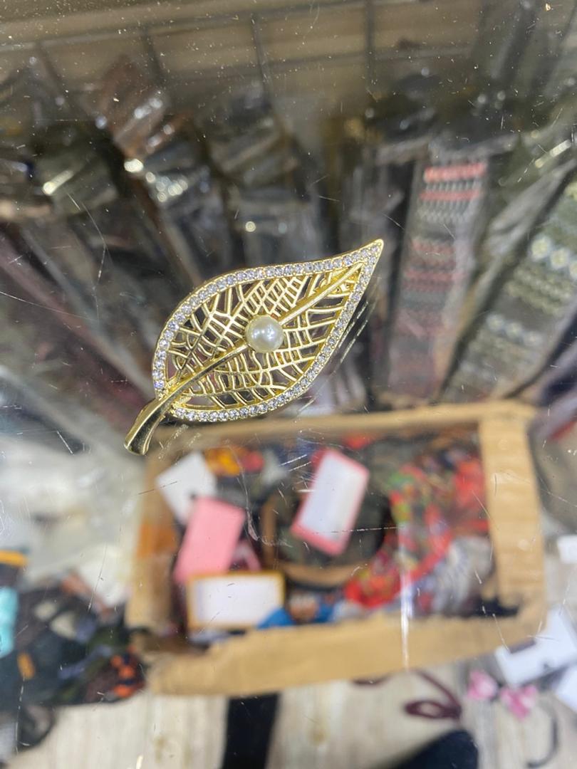 Brooches collection